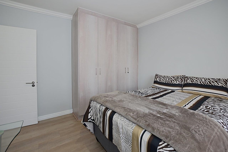 3 Bedroom Property for Sale in Sunningdale Western Cape